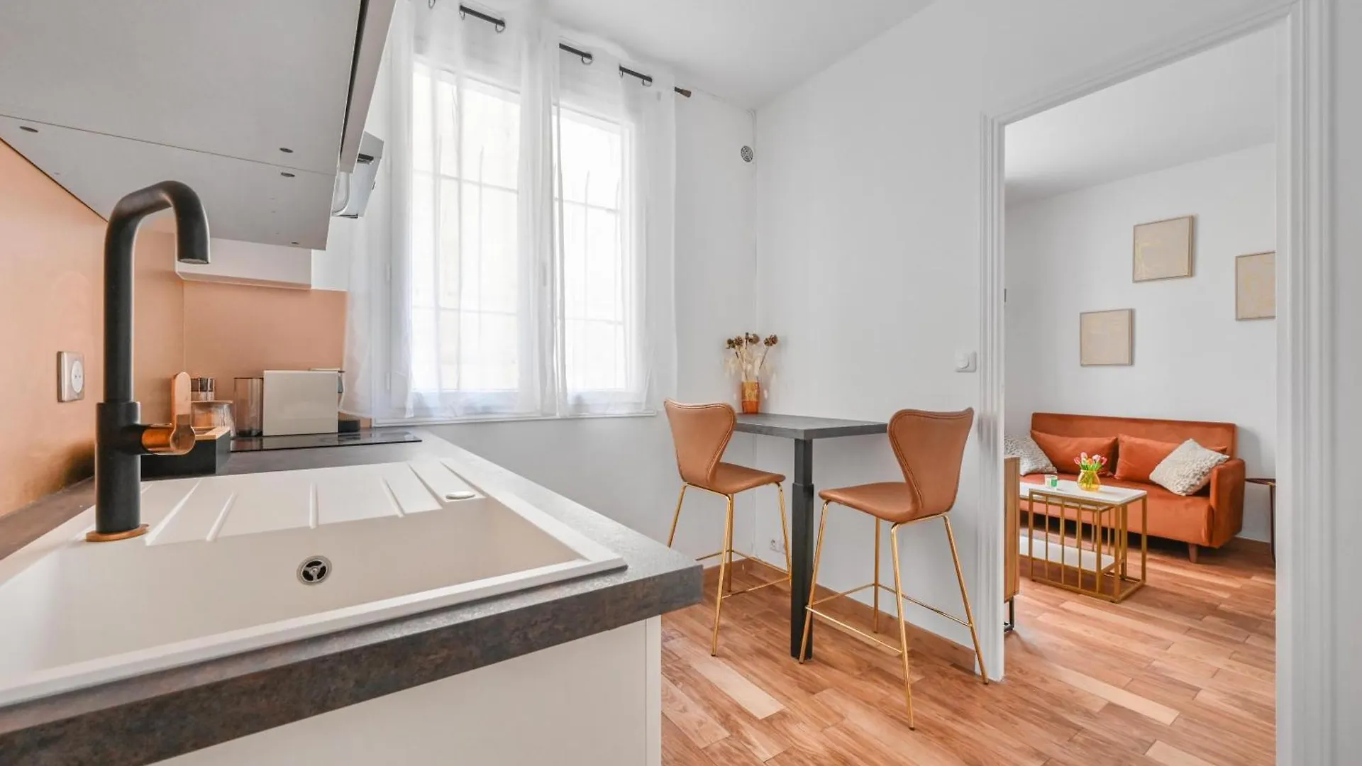 Charming Appartment Marais Parigi